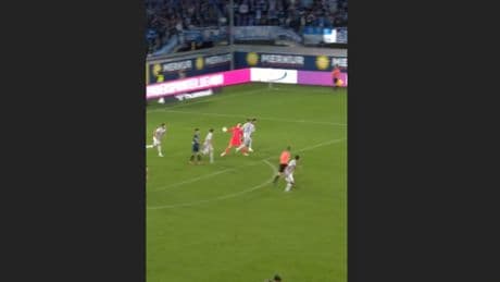 Tor Paderborn - Monster-Abwurf vor dem Sieg-Tor