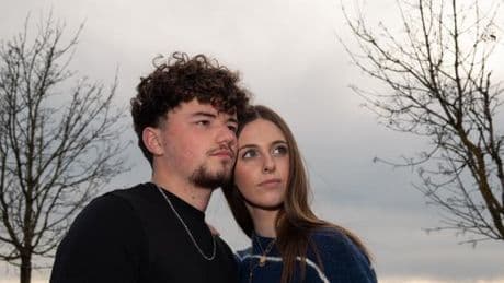 Clara et Yaël, 18 et 19 ans : « Je trouve ça beau, de se rencontrer aussi tôt »