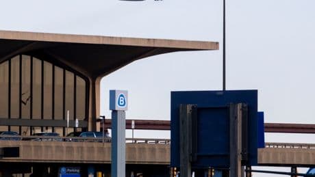 Should You Fly Through Newark Airport? Here’s What You Need to Know.