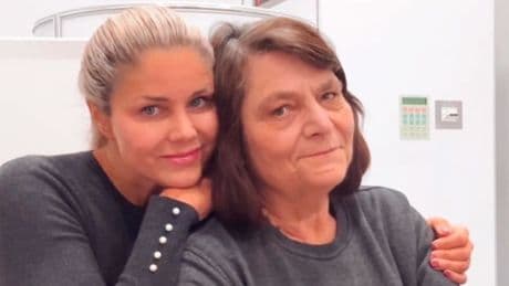 Sie bangt um ihre geliebte Mutter - Krebs-Drama erschüttert Yvonne Woelke
