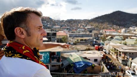 De retour à Mayotte, Emmanuel Macron face à ses promesses de reconstruction