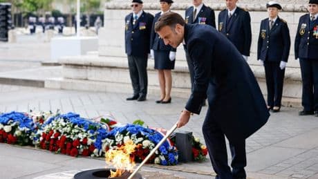 DIRECT. Commémorations du 8-Mai: Emmanuel Macron attendu à l'Arc de Triomphe