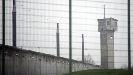 «Pourquoi a-t-il été si peu surveillé ?» : le suicide en prison de Philippe Chabert, accusé d’avoir tué sa fille, interroge son avocat