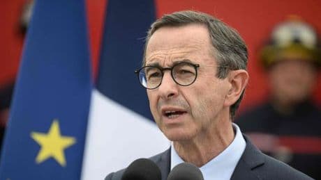 « Bruno Retailleau téléguide des textes ultraconservateurs par le biais de la majorité sénatoriale »