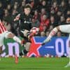 Ajax lijkt eindelijk beet te hebben: club nadert akkoord met Liverpool over middenvelder