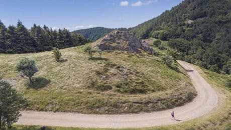 Randonnée sur la Voie d’Arles : un trek de 4 jours sur les chemins de grande solitude