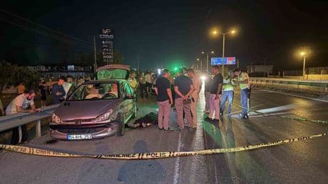 Kontrolünü kaybettiği otomobilde feci şekilde can verdi