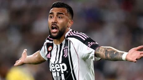 Moggi risolve un problema alla Juve<br />
&nbsp;