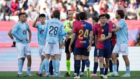 La FIFA castiga al arbitraje español