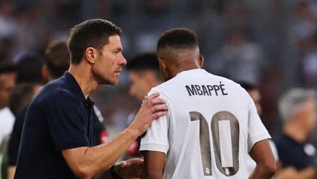 Mbappé luce pegada en una victoria cómoda del Madrid ante el Tirol