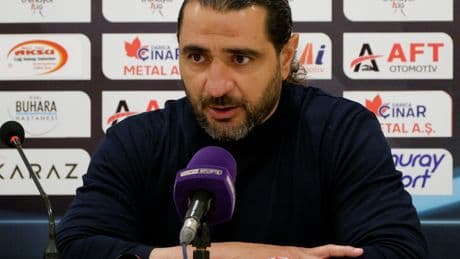 Ümraniyespor, teknik direktör Bülent Bölükbaşı ile yeni sözleşme imzaladı