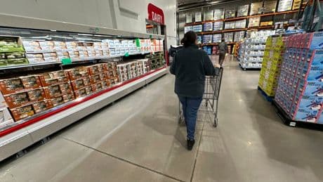U.S. economy shrank 0.5% between January and March, worse than earlier estimates revealed
