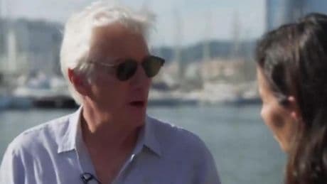 Richard Gere confiesa que está aprendiendo español gracias al empeño de su mujer, Alejandra Silva