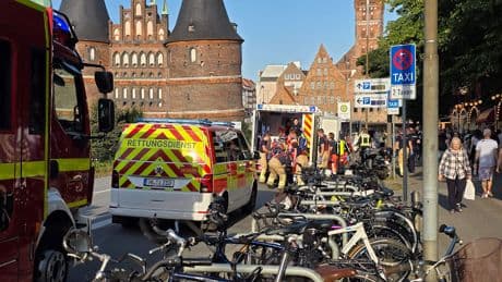 Auch ein Kind betroffen - Unfall im Circus Roncalli! 3 Artisten abgestürzt