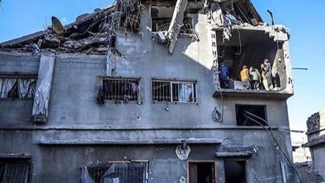 Gazze'de son 24 saatte 98 Filistinli hayatını kaybetti