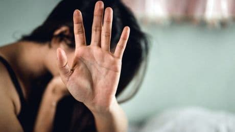 Abusi, la Chiesa Anglicana stanzia 150 milioni di sterline per risarcire le vittime: il piano dovrà essere vistato da Re Carlo