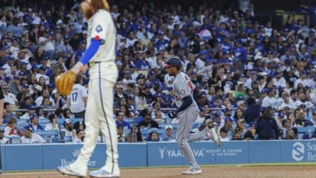 Dodgers can't keep pace with Nationals after giving up five home runs in loss