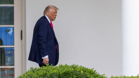 Guerre en Ukraine : les raisons du revirement de Trump face à Poutine