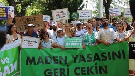 Köylüler maden yasasına karşı Meclis’e yürüdü