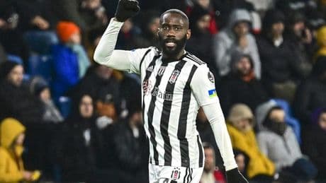 Beşiktaş'ın üstünü çizdiği Masuaku Premier Lig'e gitti