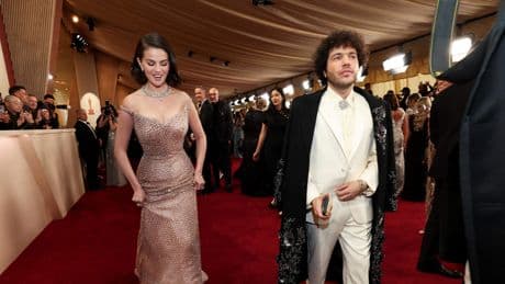 Selena Gomez en Benny Blanco te druk om te trouwen: ’Nog niet eens begonnen met planning bruiloft’