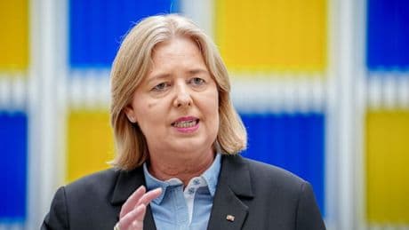 Die Reform des Sozialstaats beginnt die Regierung mit einem großen Bluff