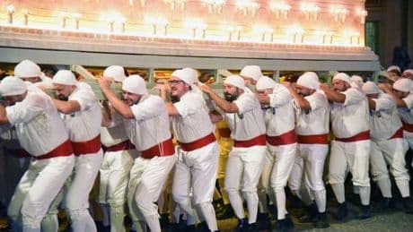 Attentato sventato alla festa di Santa Rosa a Viterbo, la vicina di casa: «I mitra sul marciapiede e l?incubo di un attacco Io ero pronta a scappare»