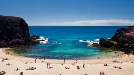Canary Island holidaymakers warned they face 'unacceptable' chaos on arrival at airport