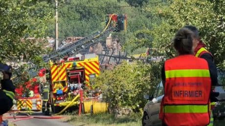 Incendie d'un gîte en Charente: la préfecture annonce qu'un cinquième et dernier corps a été découvert