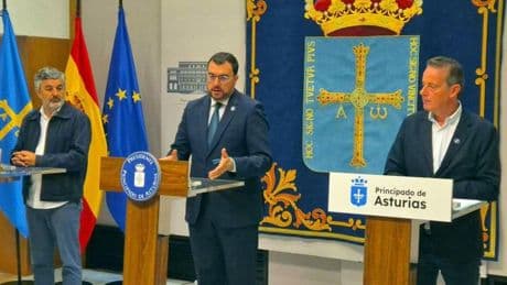 Asturias reclama una alianza del Noroeste para combatir el fuego