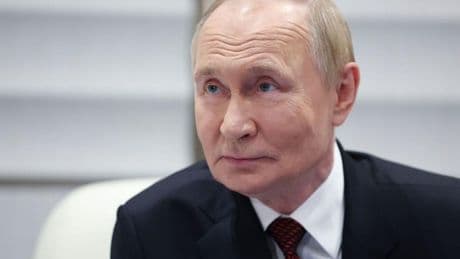 Putin, más fuerte y amenazador