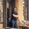 Erfolgreicher Buchladen im Berliner Winsviertel: „Ich bin nicht der typische, mürrische Antiquar“