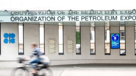 Pétrole : l’OPEP+ augmente à nouveau sa production pour gagner des parts de marché