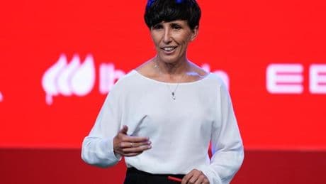 Sonia Bermúdez rinde honores a Jenni Hermoso: «Es una leyenda»
