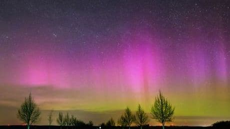 Polarlichter könnten in der Nacht zu Montag bis in den Alpenraum zu sehen sein