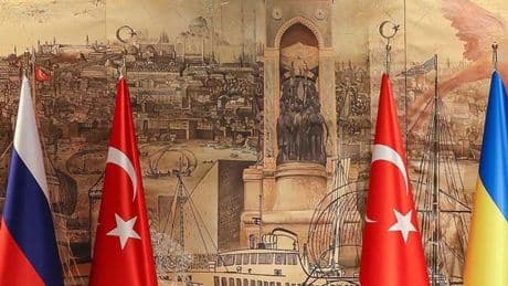 Rus basını: Rusya ve Ukrayna heyetleri İstanbul'da görüşecek