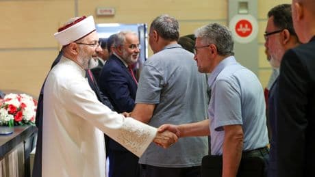 Diyanet İşleri Başkanı Erbaş, Başkanlık personeliyle bayramlaştı