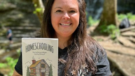 Mom of five fights tech addiction by pushing families to spend 1,000 hours outside