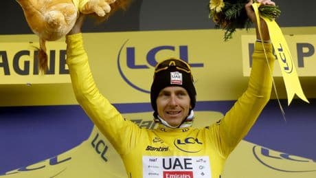 Tour, ultima salita. Ad Arensman la tappa, Wingegaard è secondo. Ma Pogacar è il Re