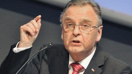 Ex-Verfassungsrichter schimpft über "Einwanderungsrecht durch die Hintertür"