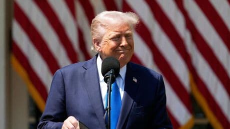 +++ USA unter Trump +++: Trump will alle Käufer iranischen Öls mit Sanktionen belegen