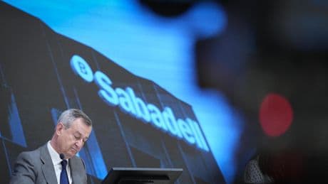 Sabadell prevé alcanzar una rentabilidad del 16% en 2027 e invertir 6.300M en dividendos y recompras si no triunfa BBVA