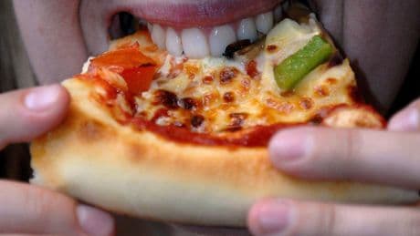 Study suggests link between ultra processed foods and lung cancer