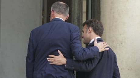 Liveblog: Merz verspricht in Paris deutsch-französischen Neustart