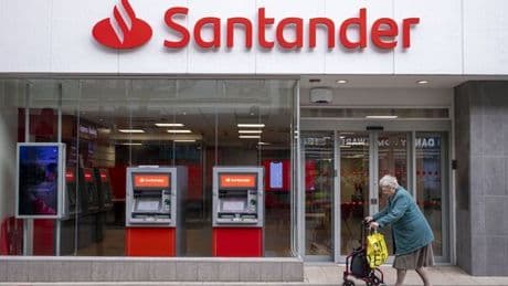 Santander makes unpopular change to accounts in message to customers