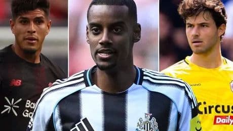 Transfer news LIVE: Man Utd 'outbid' for keeper, Arsenal get Hincapie reply, Isak to Liverpool