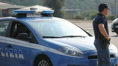 Prato, giallo nel residence da cui scomparve Denisa: un morto e un ferito nella stanza di fronte a quella dove era l'escort poi uccisa
