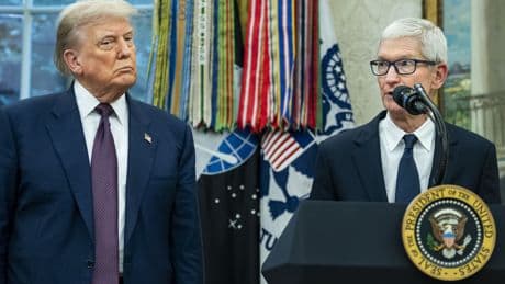 Trump planea imponer aranceles del 100% a chips y semiconductores