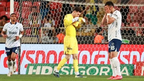 Fenerbahçe, Hatayspor'a farklı mağlup oldu