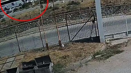 Otobüs çarpınca savruldu! Yaşlı çifti hayattan koparan kaza!